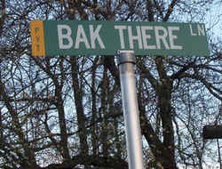 Bak There.jpg (71879 bytes)