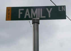 Family0902.jpg (29167 bytes)